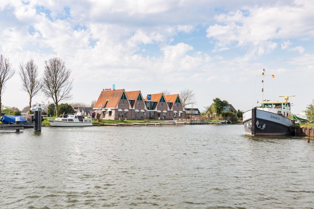 Hotel Restaurant De Buizerd Langedijk Ngoại thất bức ảnh